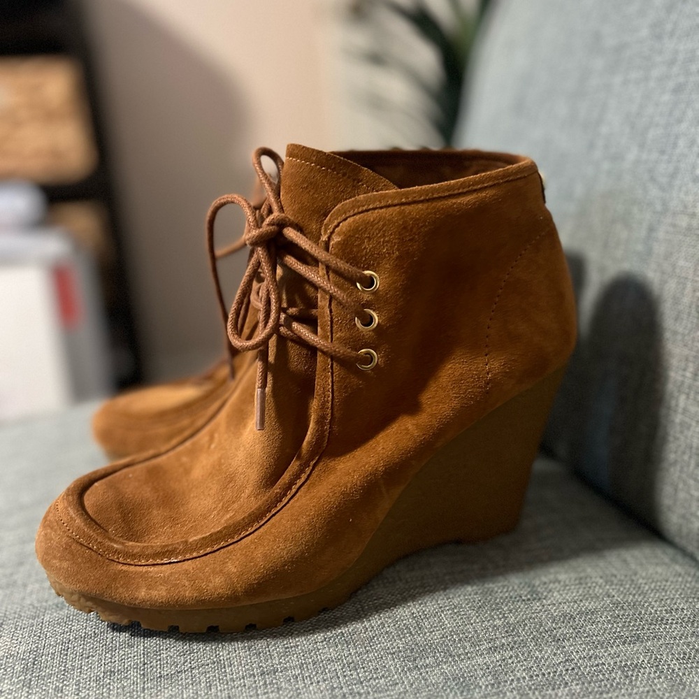 Michael Kors booties 🤎